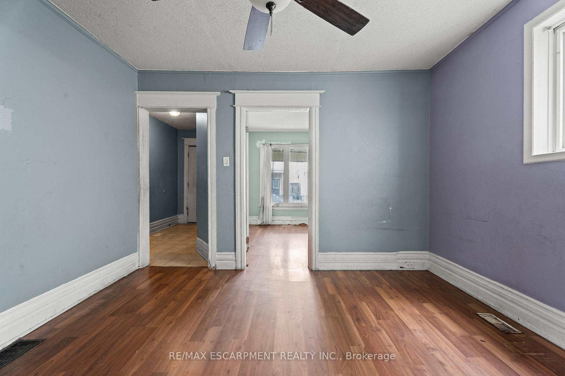 Photo 7 of 40 Rosemont Avenue, Hamilton, Stipley — HOMEH