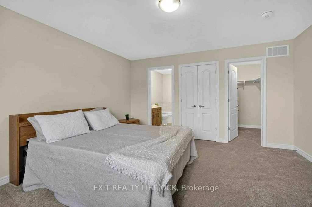 Photo 14 of 320 Mulligan Gardens, Peterborough, Monaghan Ward 2 — HOMEH
