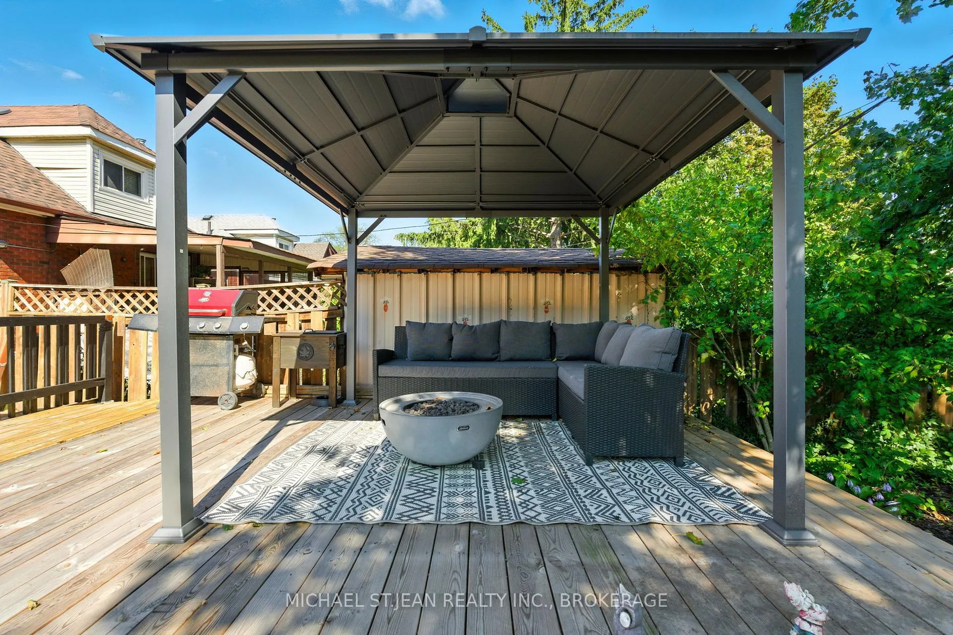 Photo 6 of 313 Graham Avenue S, Hamilton, Delta — HOMEH