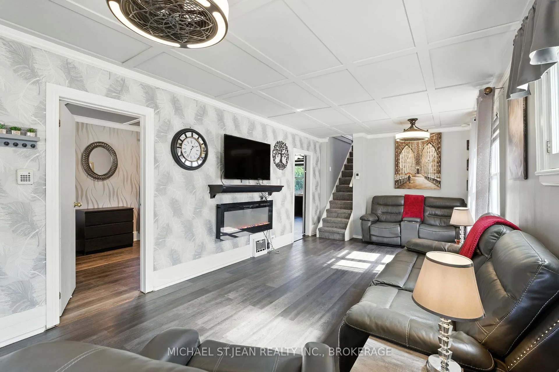 Photo 20 of 313 Graham Avenue S, Hamilton, Delta — HOMEH