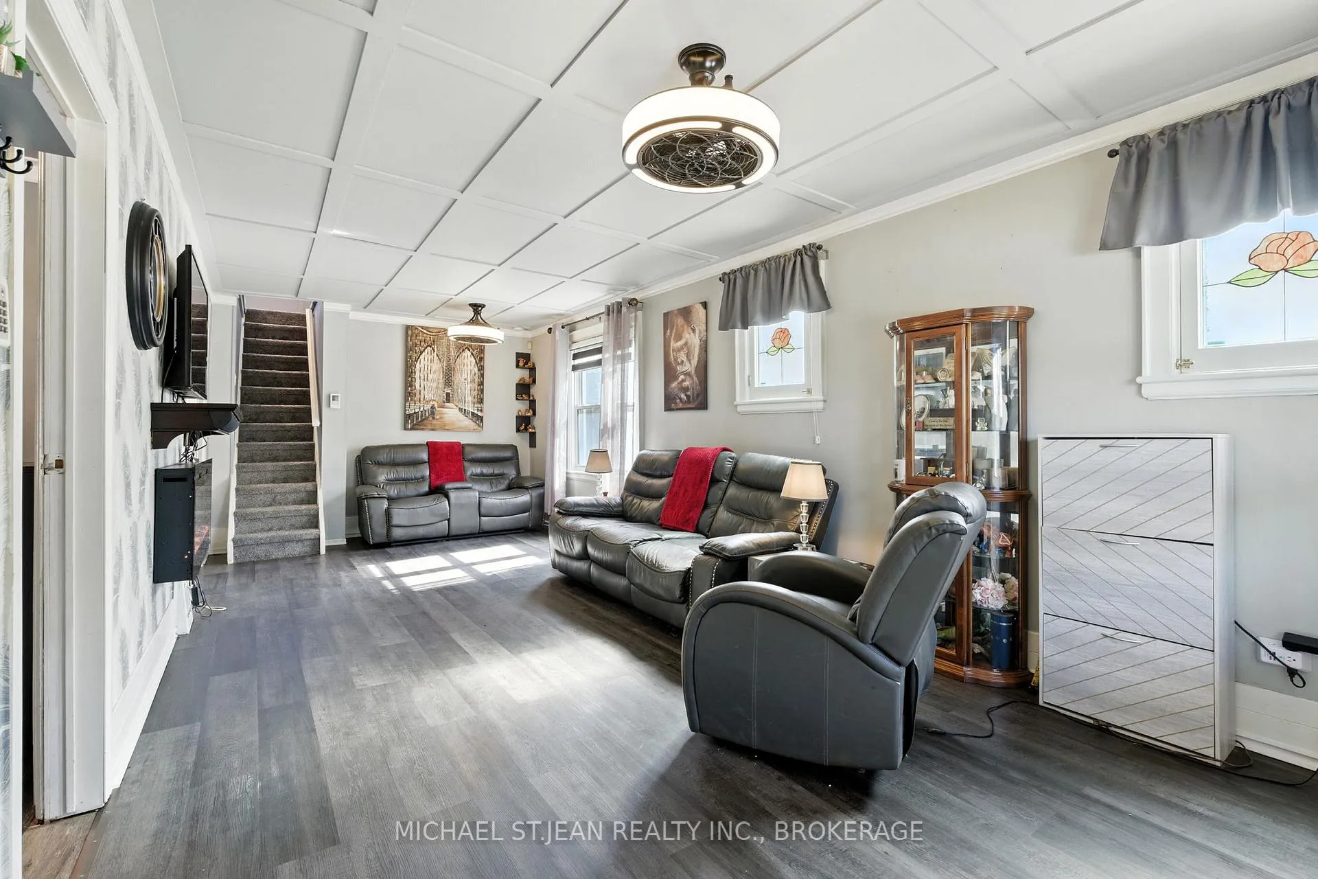 Photo 21 of 313 Graham Avenue S, Hamilton, Delta — HOMEH