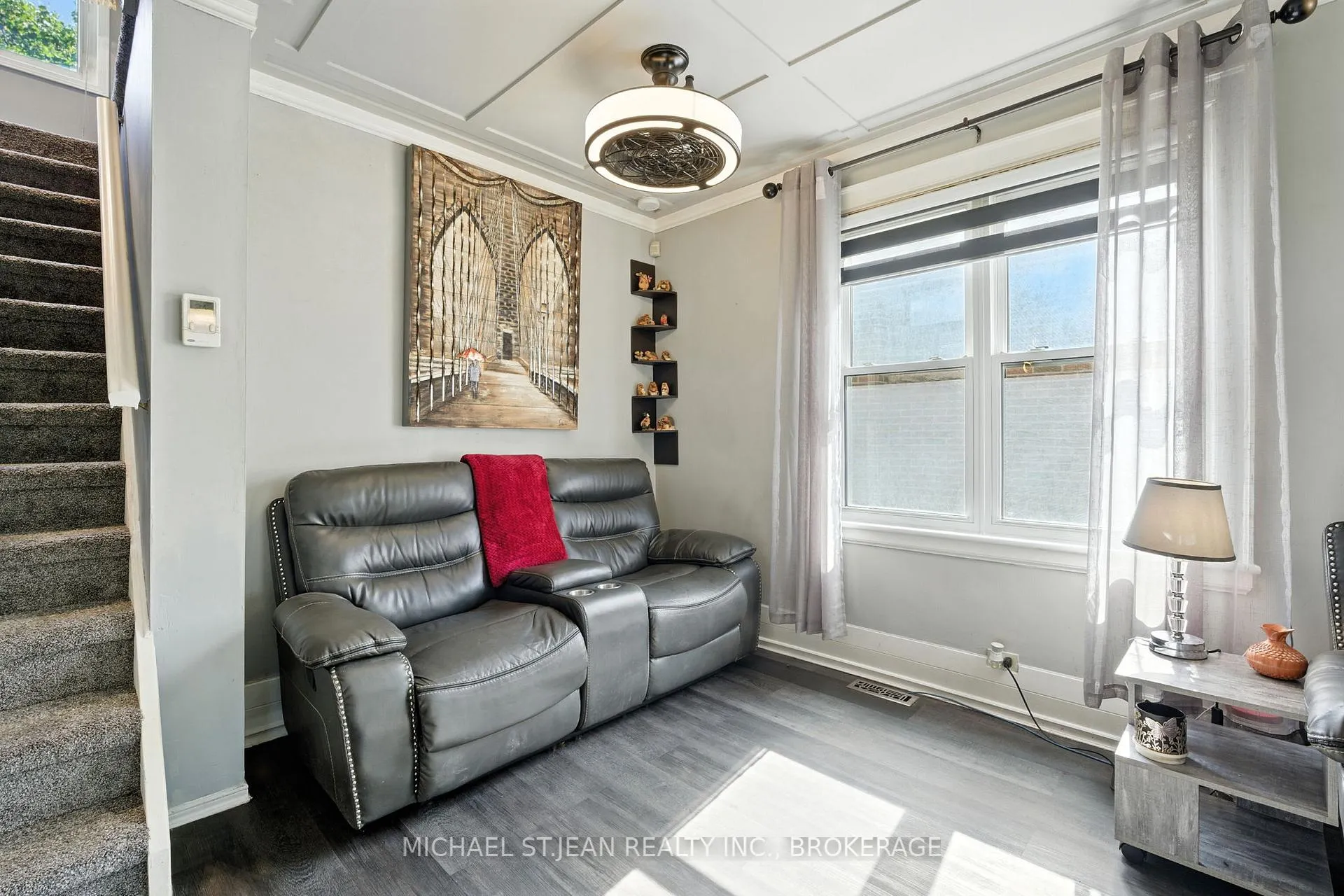 Photo 25 of 313 Graham Avenue S, Hamilton, Delta — HOMEH