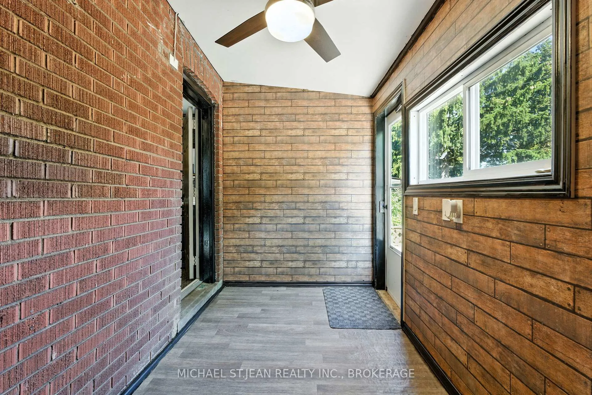 Photo 38 of 313 Graham Avenue S, Hamilton, Delta — HOMEH