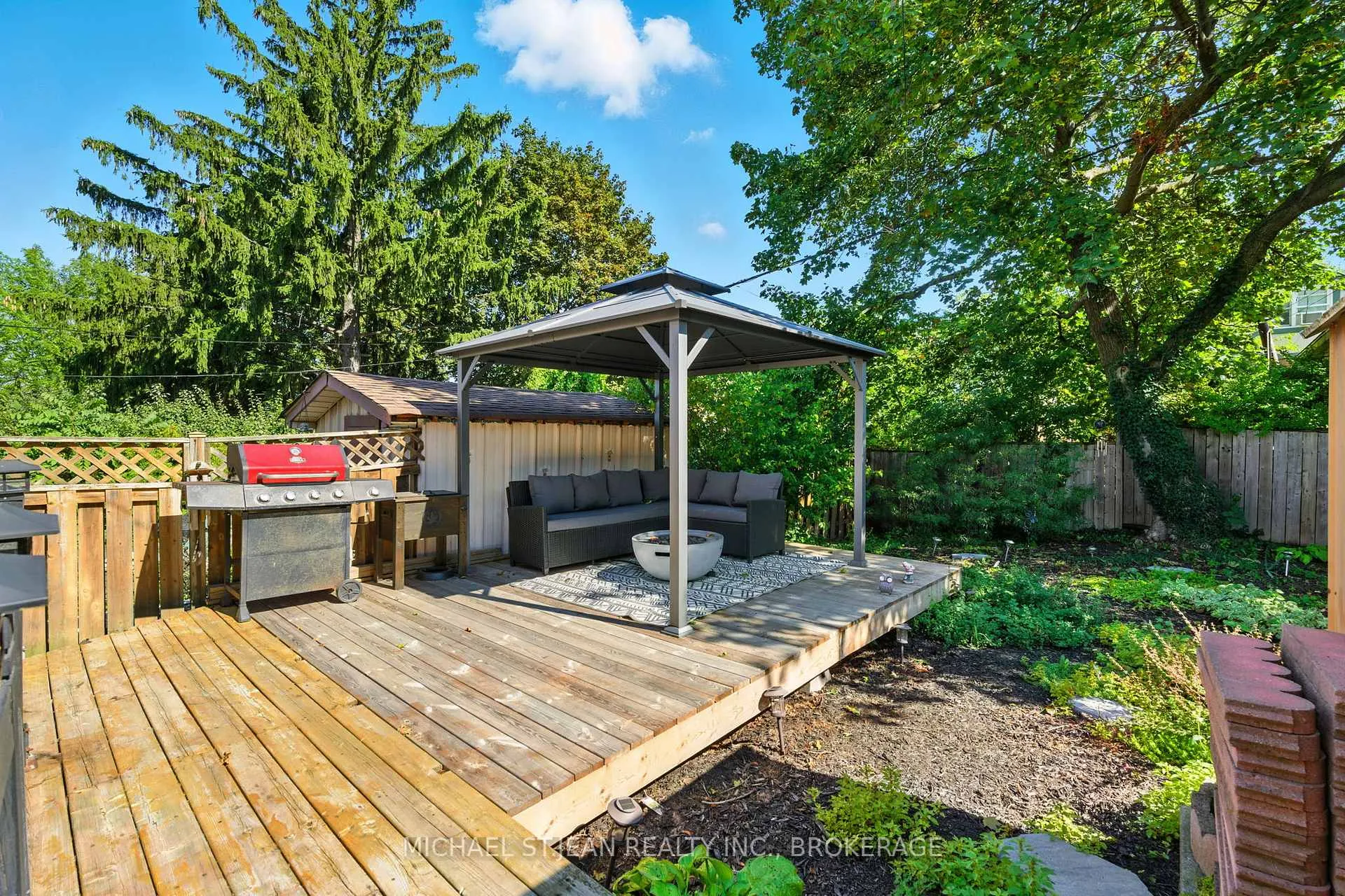 Photo 42 of 313 Graham Avenue S, Hamilton, Delta — HOMEH