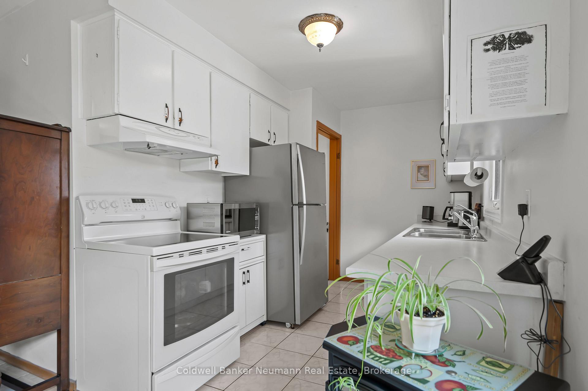 Photo 11 of 67 Sleeman Avenue, Guelph, Junction/Onward Willow — HOMEH