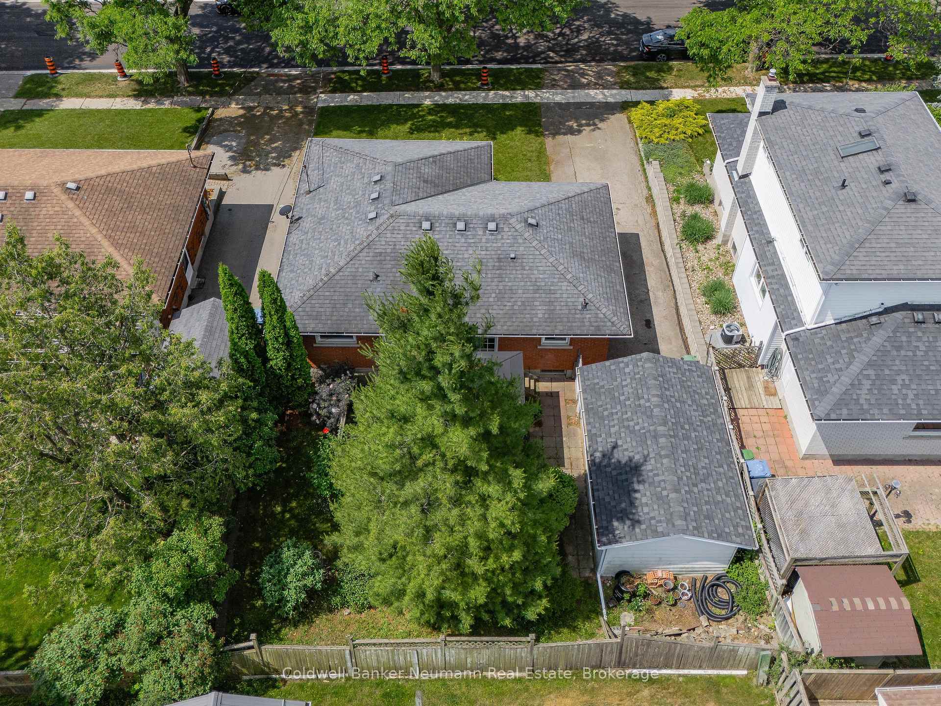 Photo 45 of 67 Sleeman Avenue, Guelph, Junction/Onward Willow — HOMEH