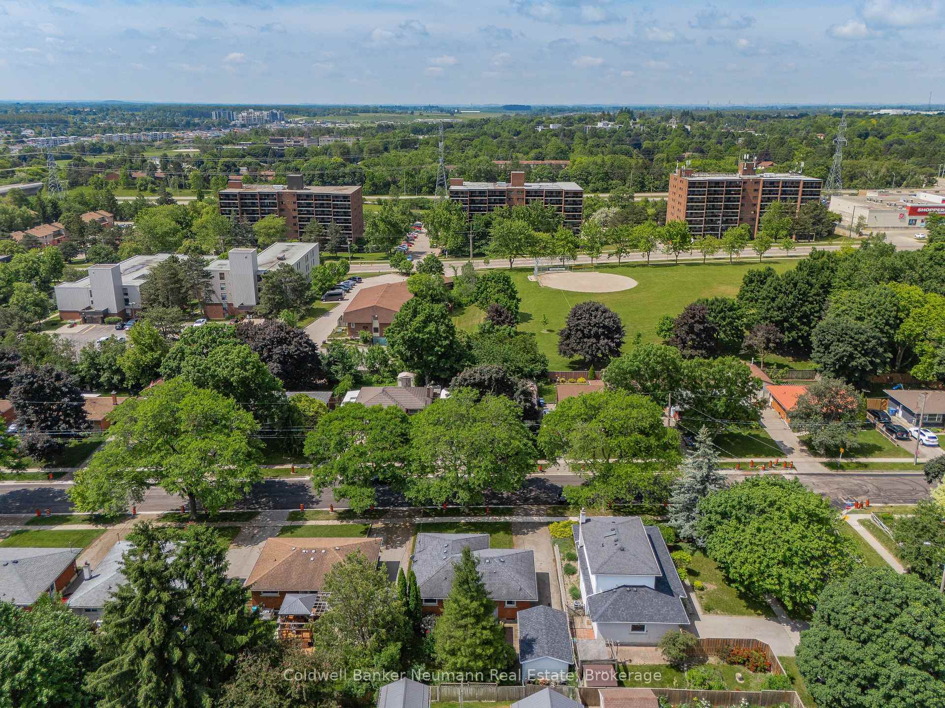 Photo 47 of 67 Sleeman Avenue, Guelph, Junction/Onward Willow — HOMEH