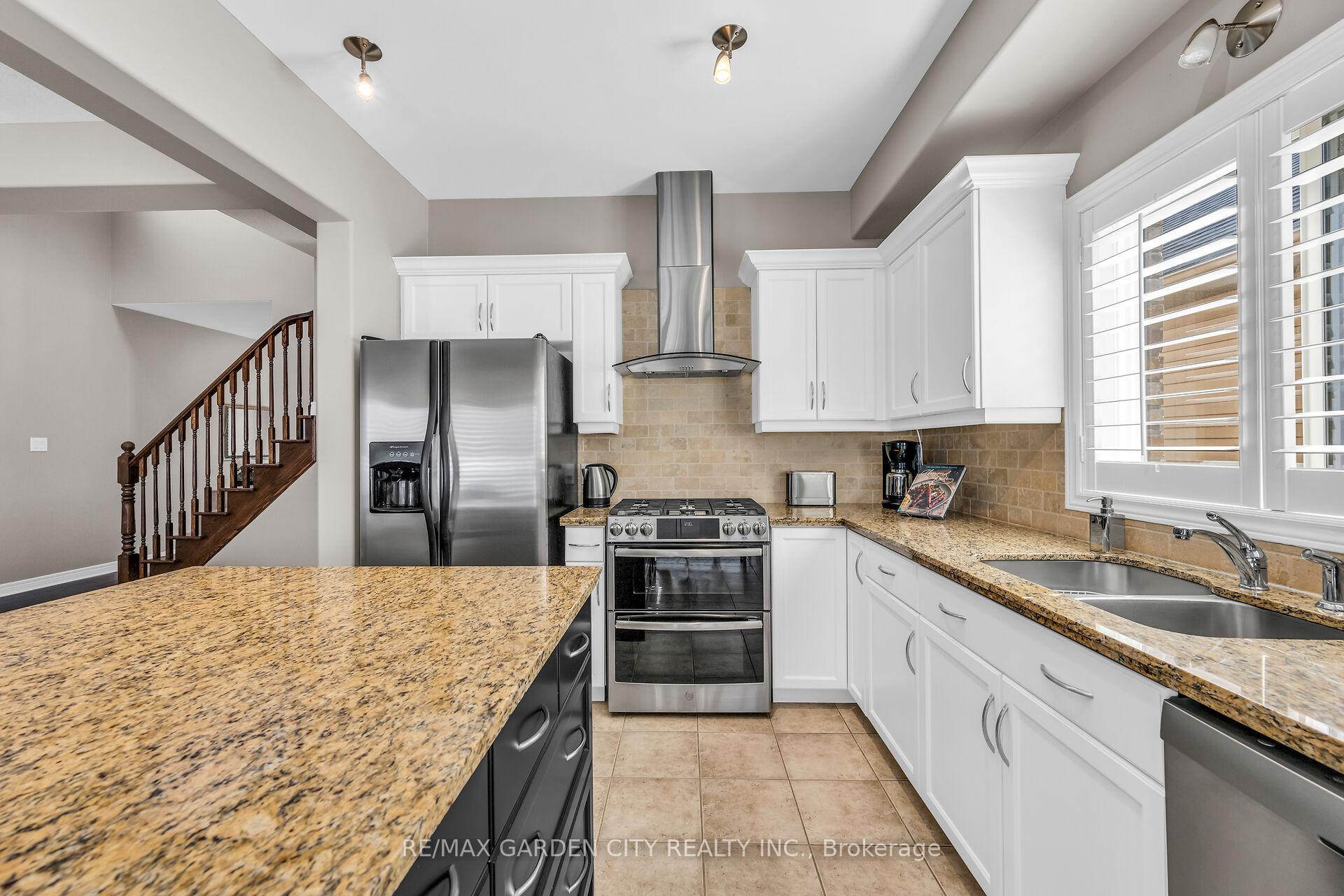 Photo 7 of 25 Udell Way, Grimsby, Grimsby East — HOMEH