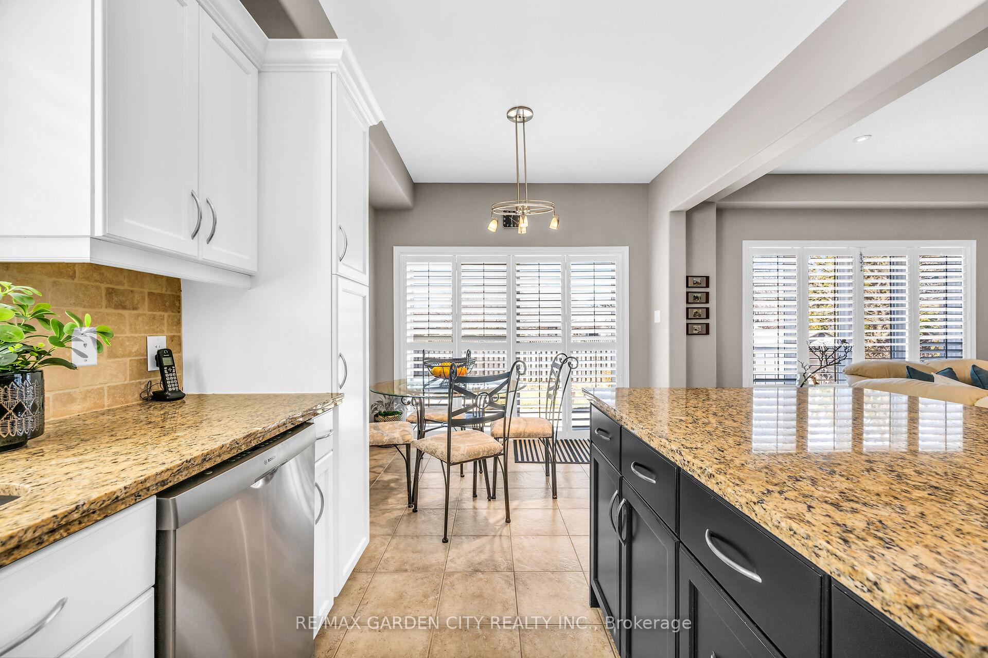 Photo 12 of 25 Udell Way, Grimsby, Grimsby East — HOMEH