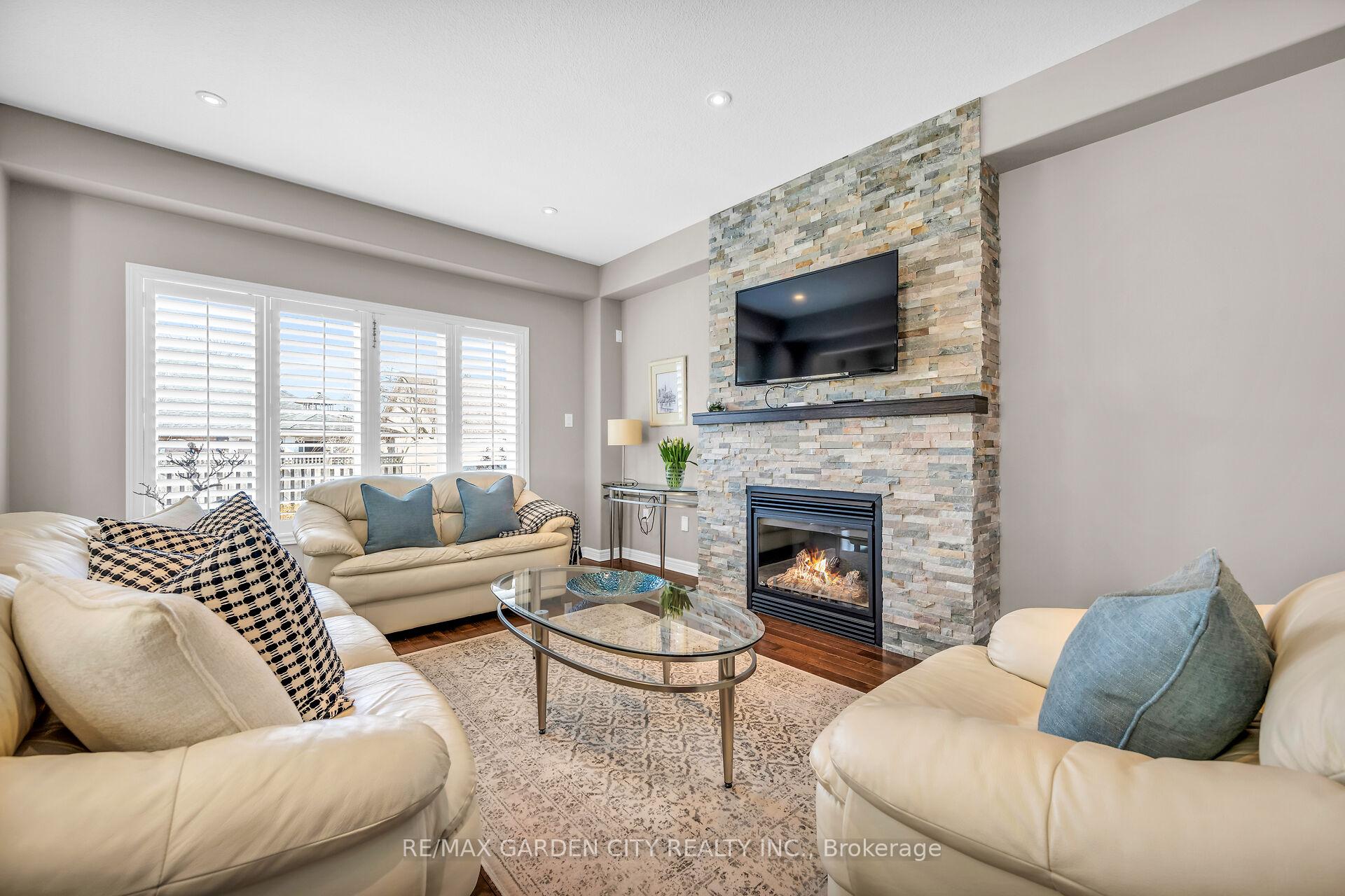 Photo 18 of 25 Udell Way, Grimsby, Grimsby East — HOMEH