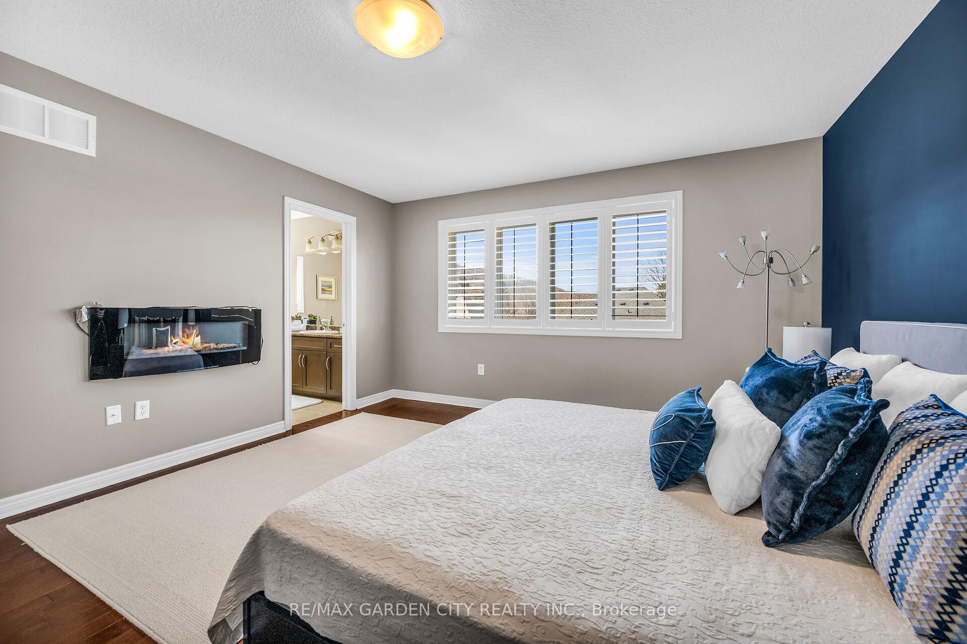 Photo 26 of 25 Udell Way, Grimsby, Grimsby East — HOMEH