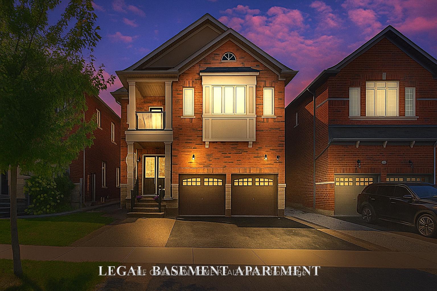 Front of 212 Niagara Trail