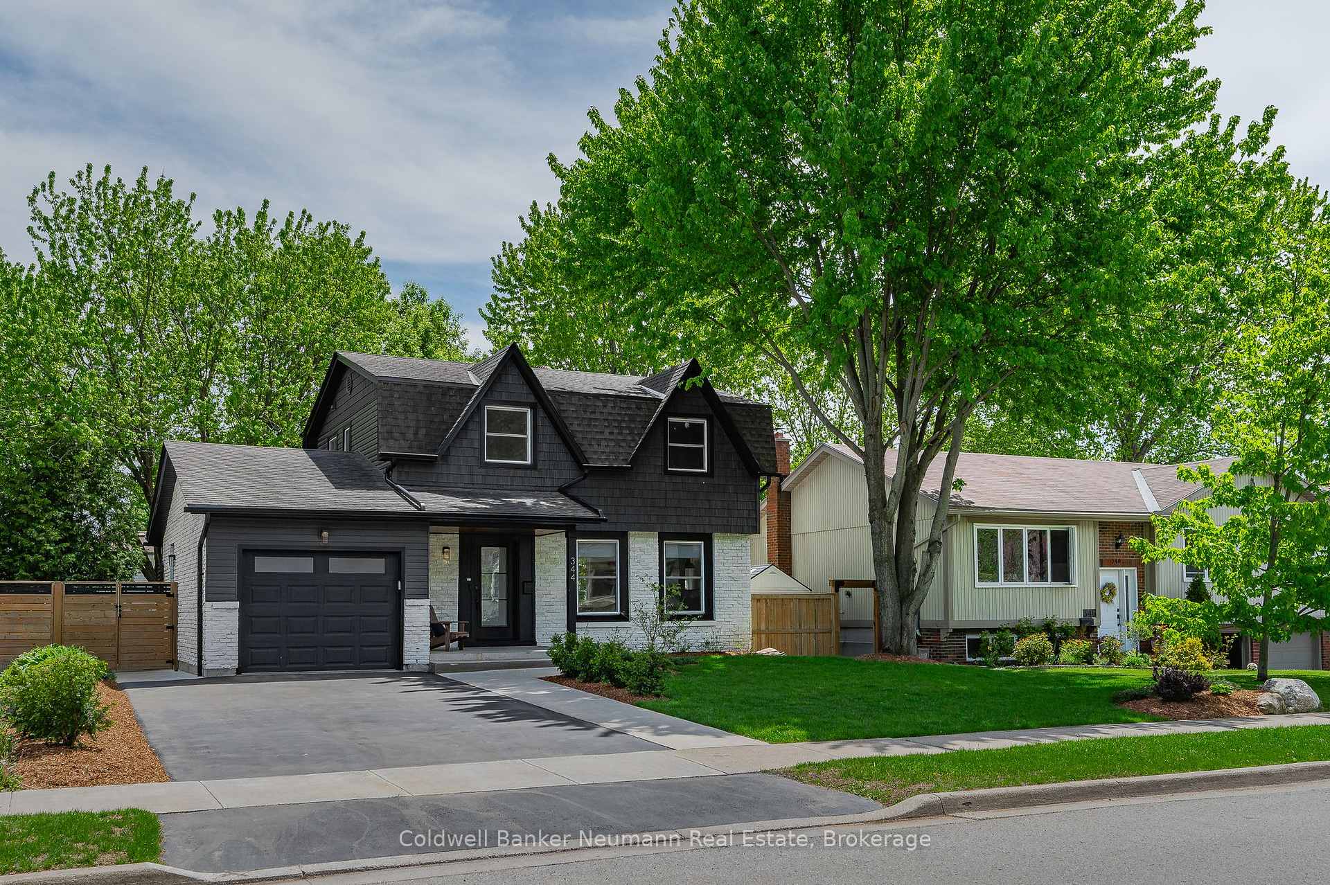 Photo 2 of 344 West Acres Drive, Guelph, Willow West/Sugarbush/West Acres — HOMEH