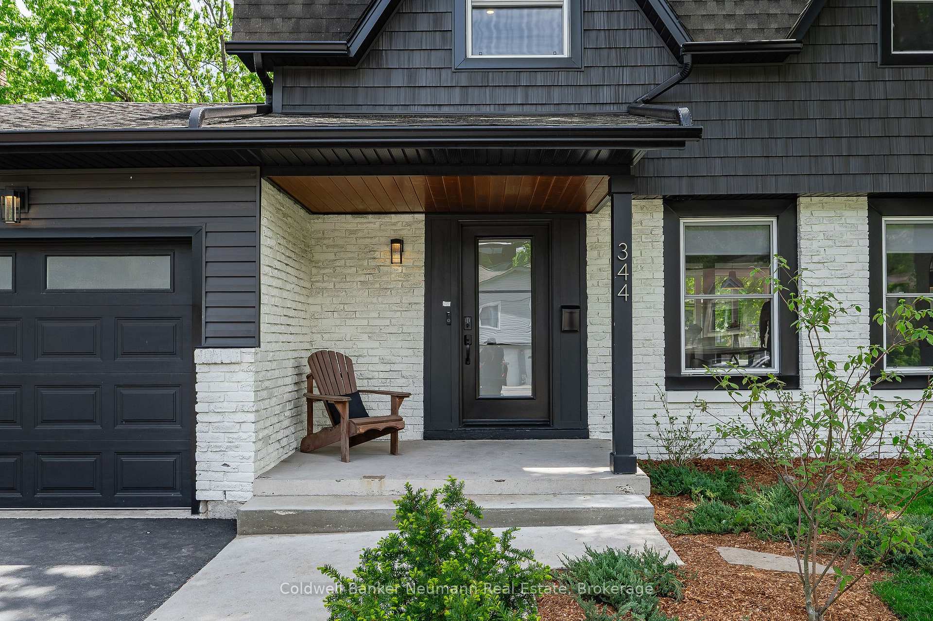 Photo 3 of 344 West Acres Drive, Guelph, Willow West/Sugarbush/West Acres — HOMEH