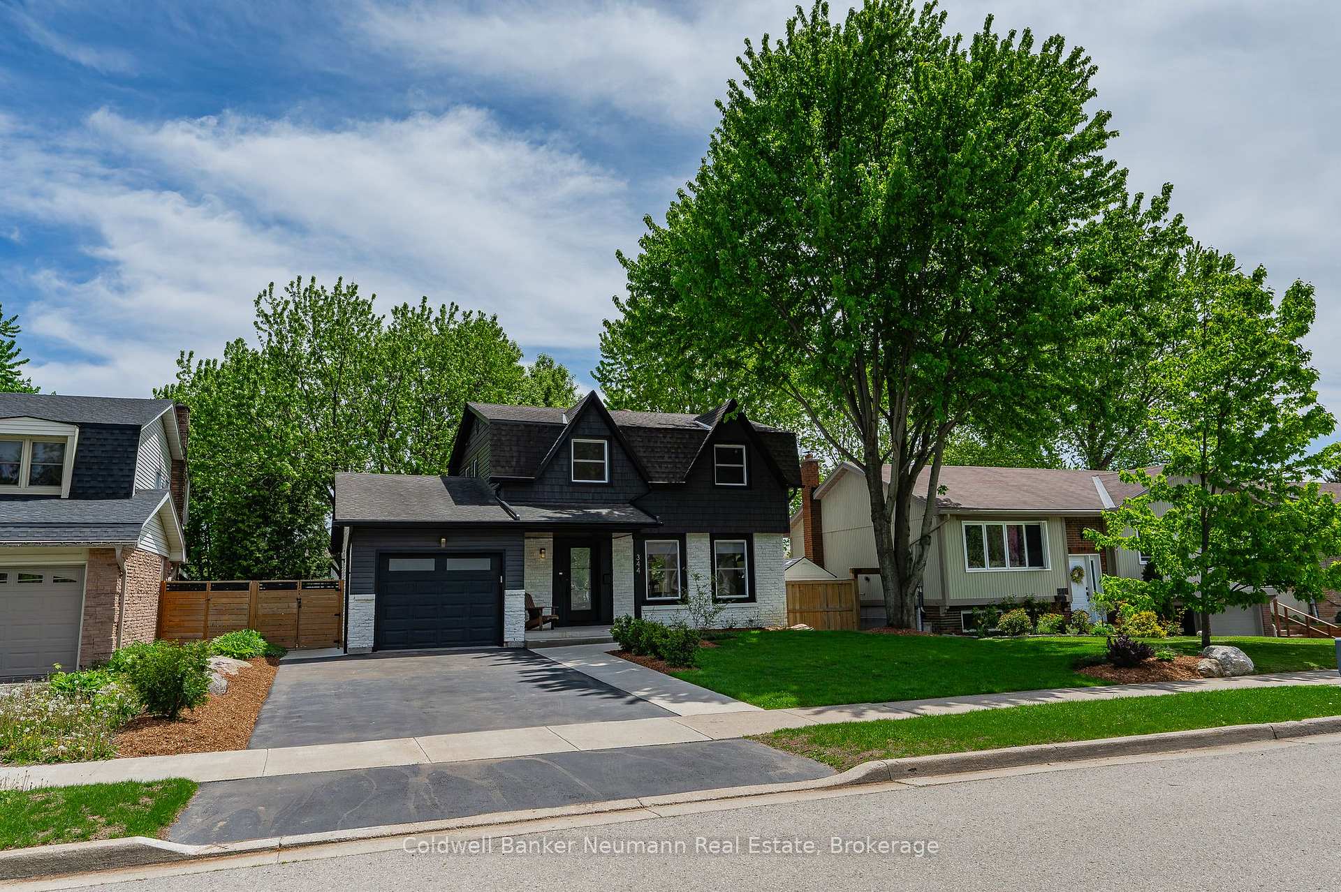 Photo 4 of 344 West Acres Drive, Guelph, Willow West/Sugarbush/West Acres — HOMEH