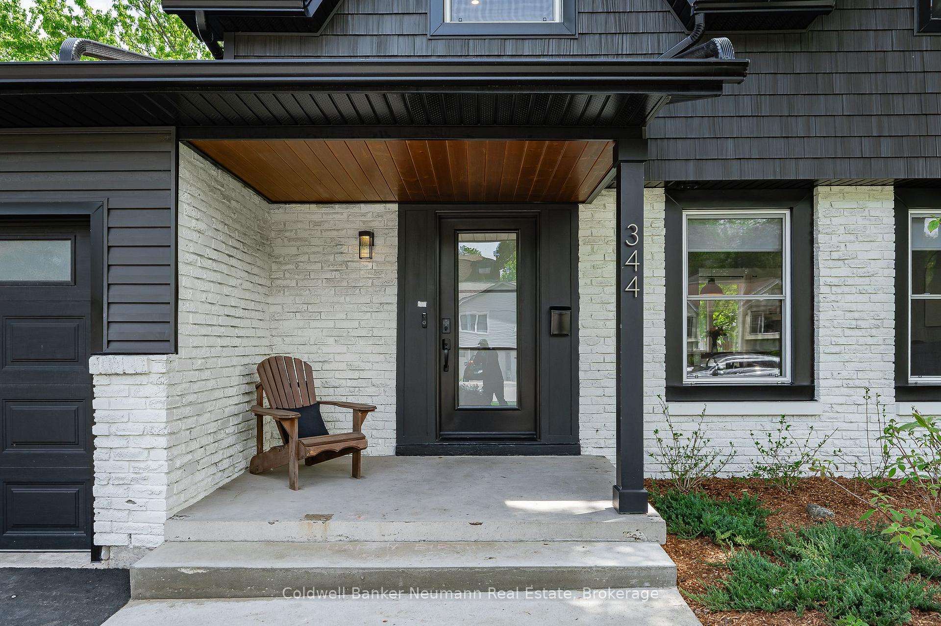 Photo 6 of 344 West Acres Drive, Guelph, Willow West/Sugarbush/West Acres — HOMEH