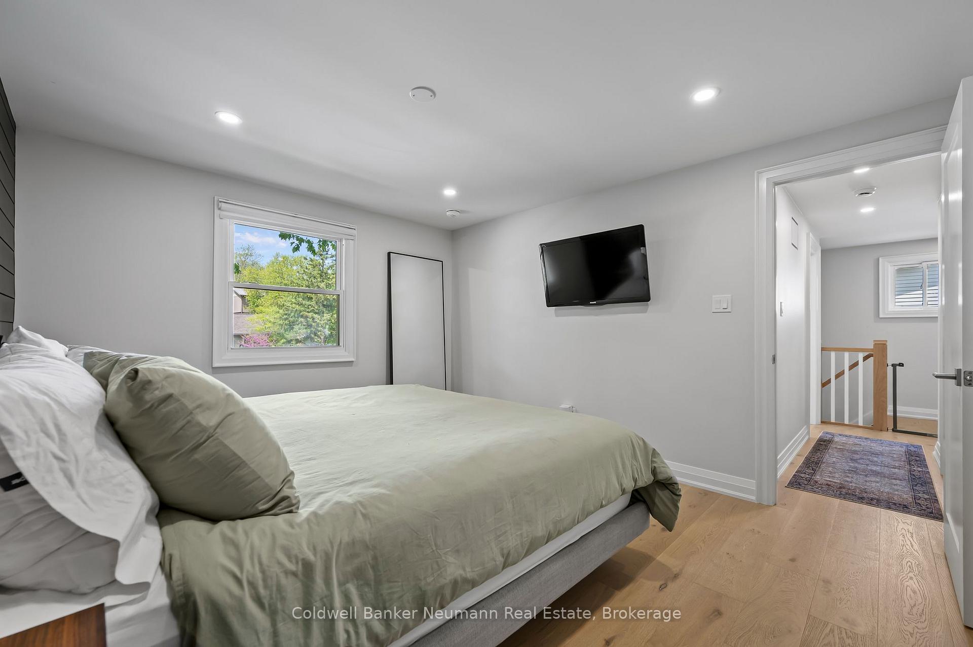 Photo 27 of 344 West Acres Drive, Guelph, Willow West/Sugarbush/West Acres — HOMEH
