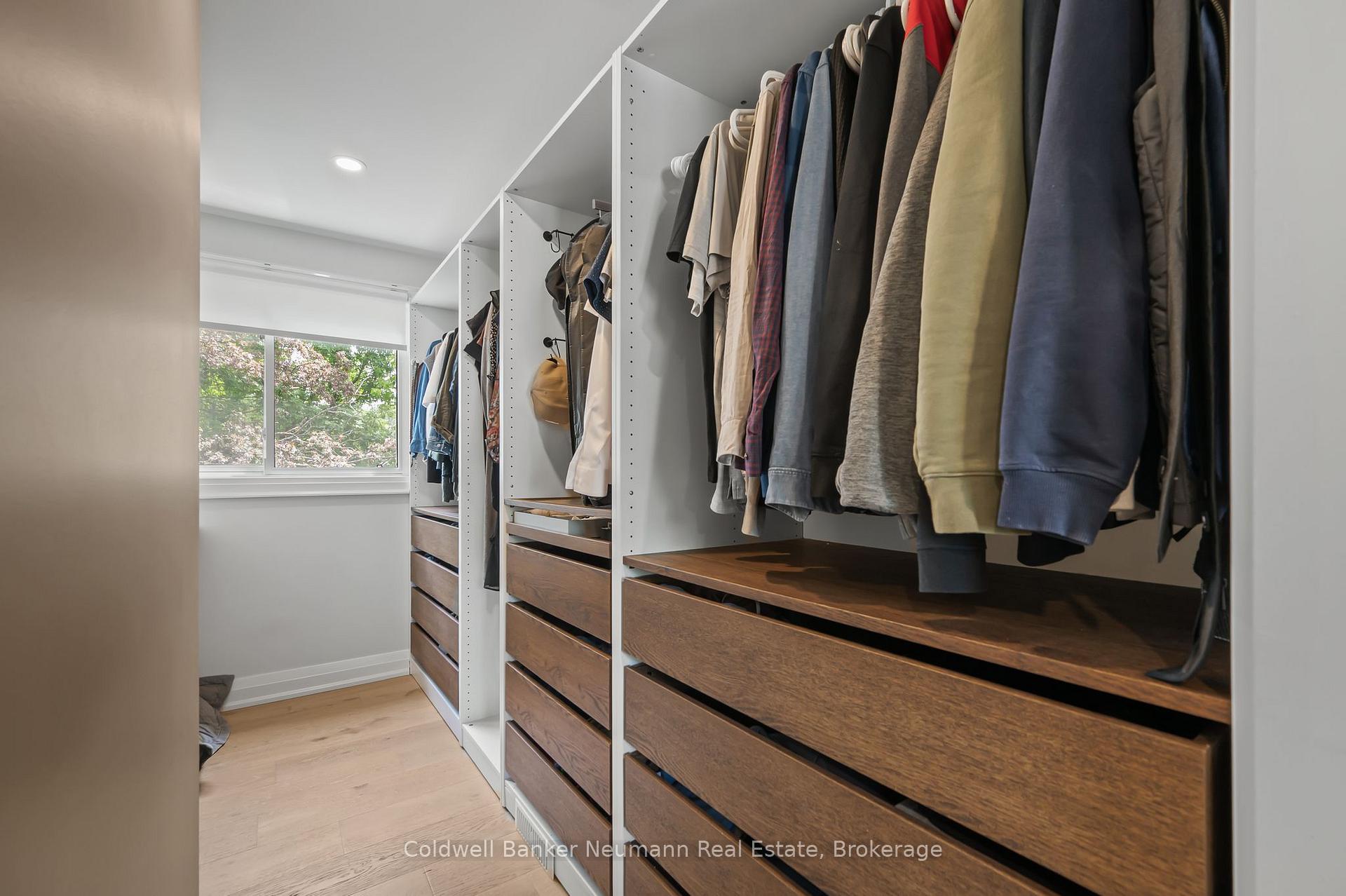 Photo 28 of 344 West Acres Drive, Guelph, Willow West/Sugarbush/West Acres — HOMEH