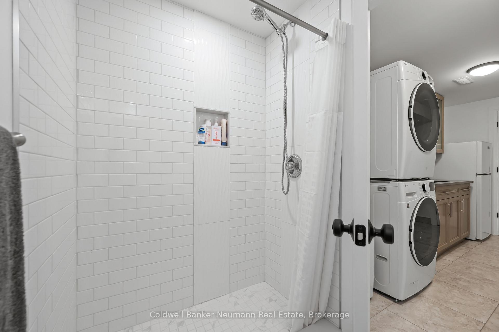 Photo 44 of 344 West Acres Drive, Guelph, Willow West/Sugarbush/West Acres — HOMEH