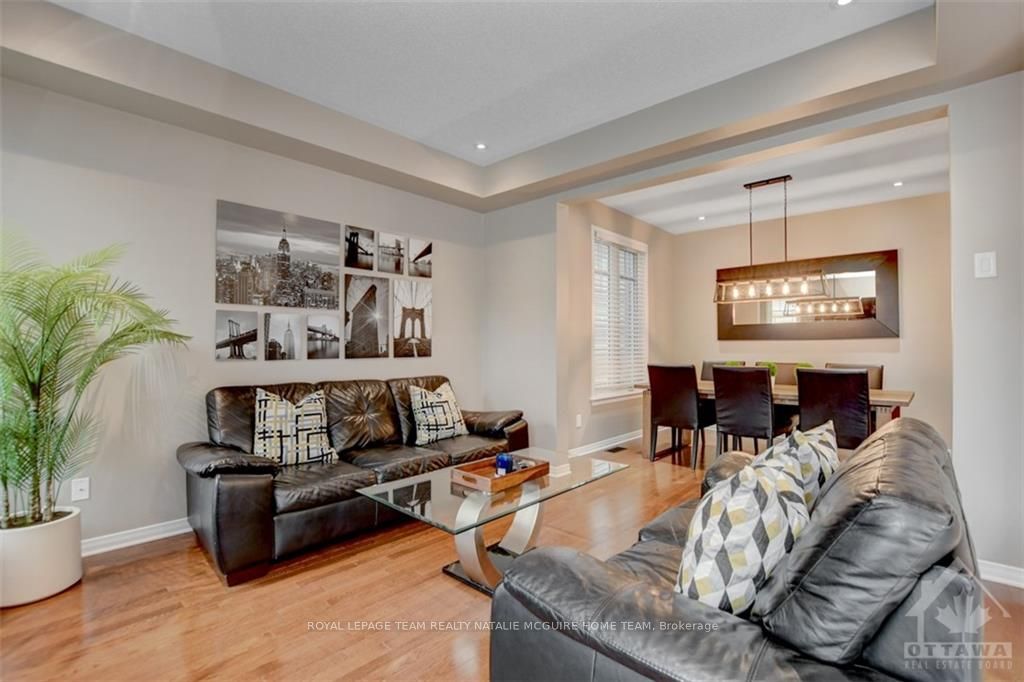 Photo 9 of 555 Rouncey Road, Ottawa, Kanata - Emerald Meadows/Trailwest — HOMEH