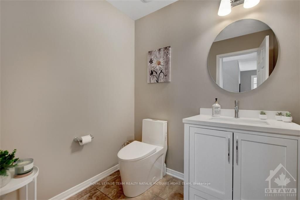 Photo 15 of 555 Rouncey Road, Ottawa, Kanata - Emerald Meadows/Trailwest — HOMEH