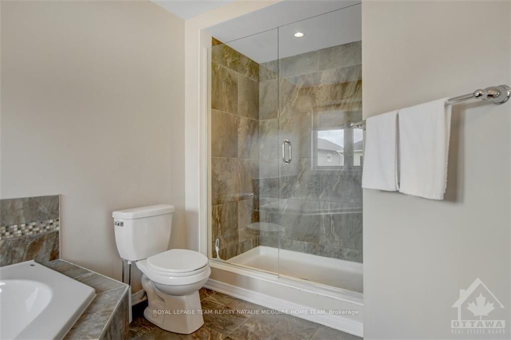 Photo 19 of 555 Rouncey Road, Ottawa, Kanata - Emerald Meadows/Trailwest — HOMEH