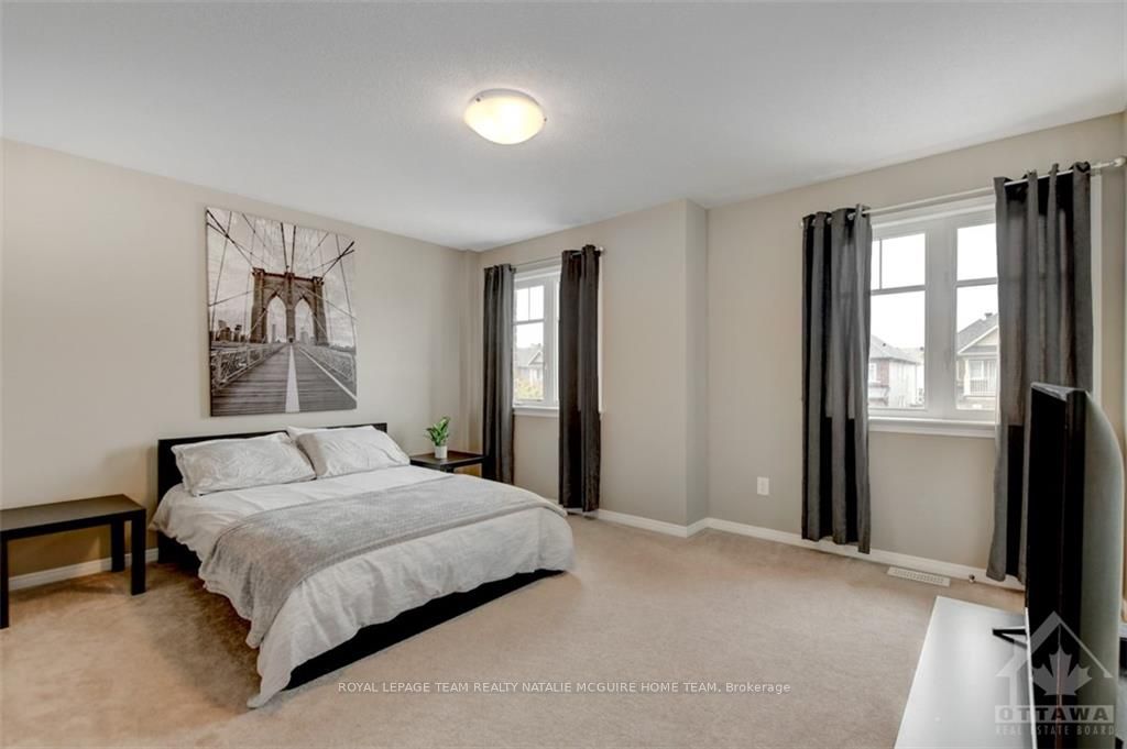 Photo 22 of 555 Rouncey Road, Ottawa, Kanata - Emerald Meadows/Trailwest — HOMEH