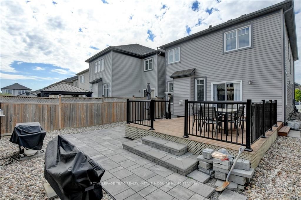 Photo 29 of 555 Rouncey Road, Ottawa, Kanata - Emerald Meadows/Trailwest — HOMEH