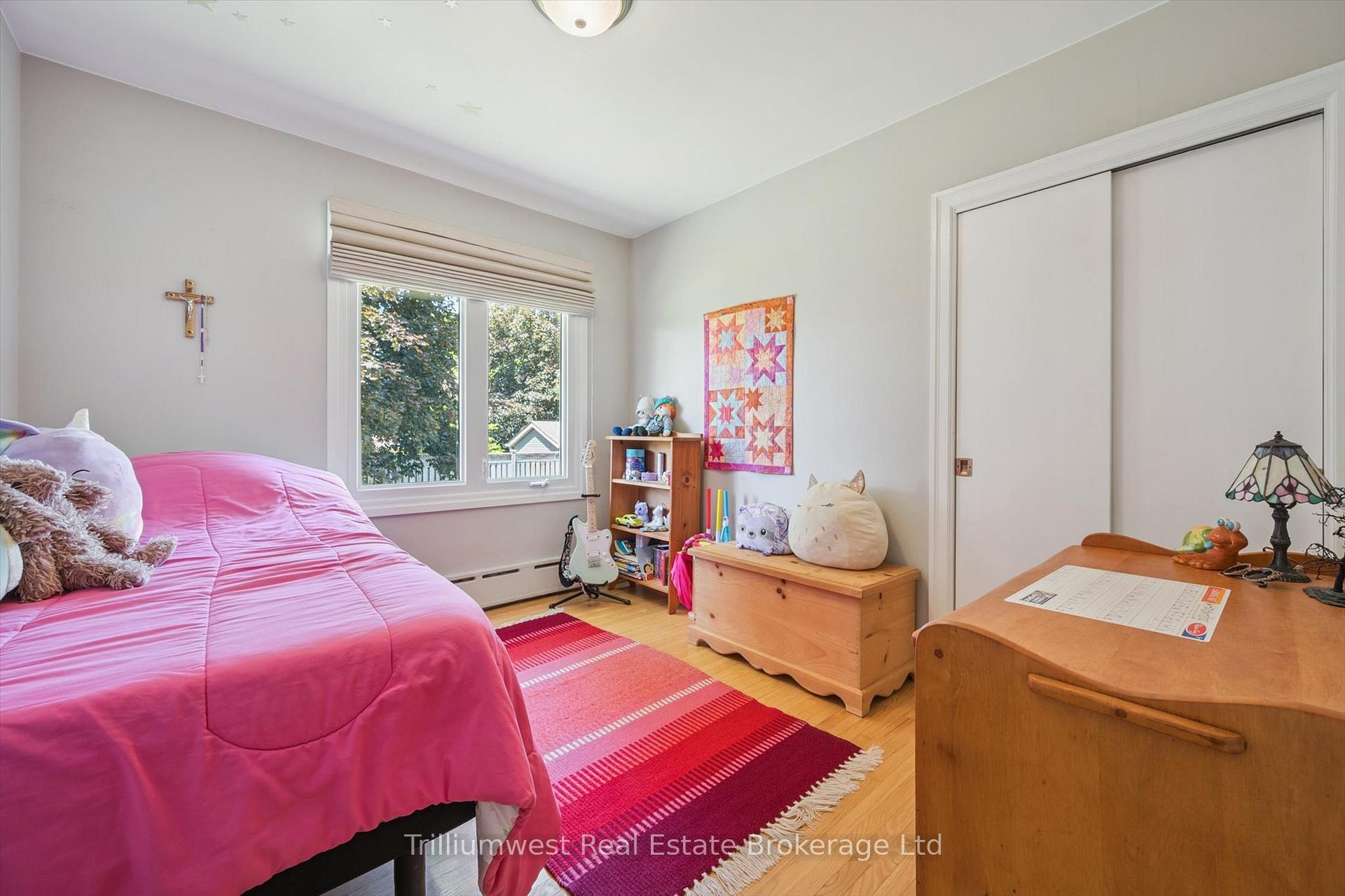 Photo 23 of 96 Callander Drive, Guelph, General Hospital — HOMEH