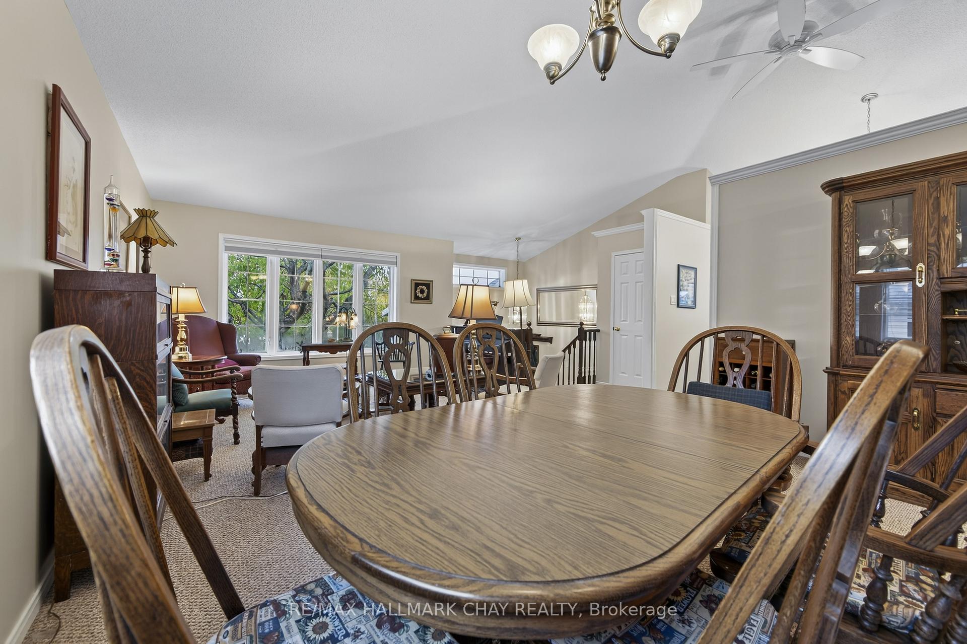 Photo 4 of 15 Webb Street, Barrie, Painswick North — HOMEH