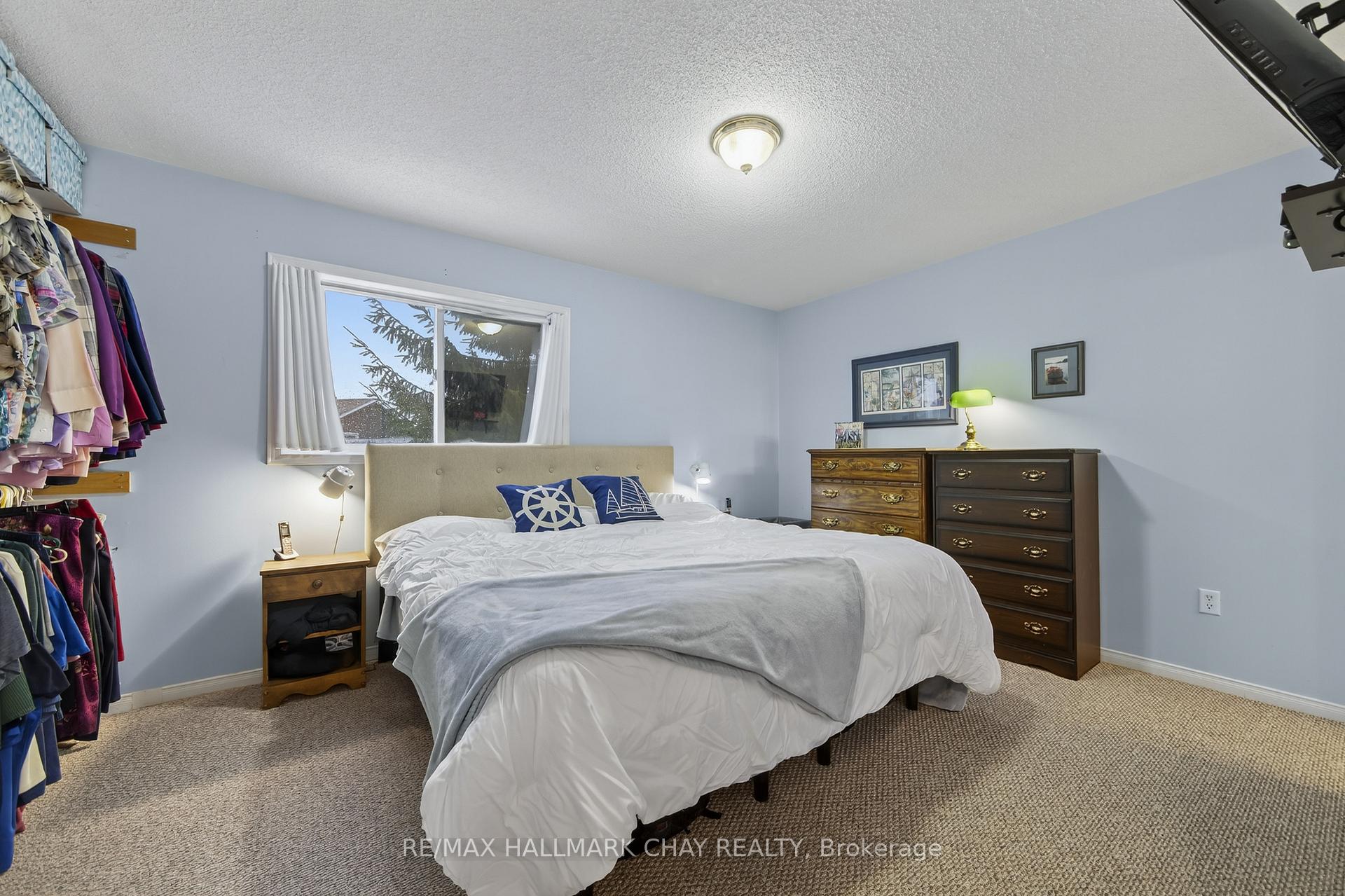 Photo 10 of 15 Webb Street, Barrie, Painswick North — HOMEH