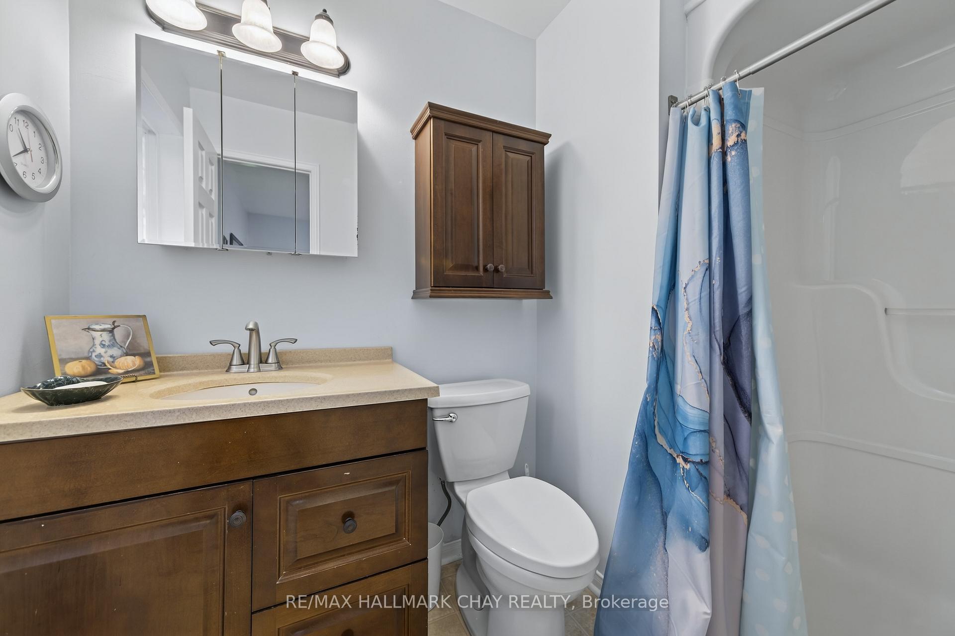 Photo 14 of 15 Webb Street, Barrie, Painswick North — HOMEH