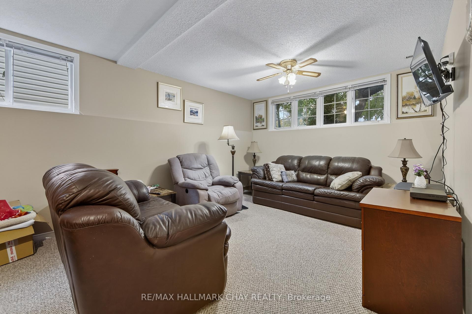 Photo 24 of 15 Webb Street, Barrie, Painswick North — HOMEH