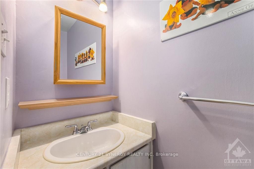 Photo 9 of 39 Rickey Place, Ottawa, Kanata - Glencairn/Hazeldean — HOMEH