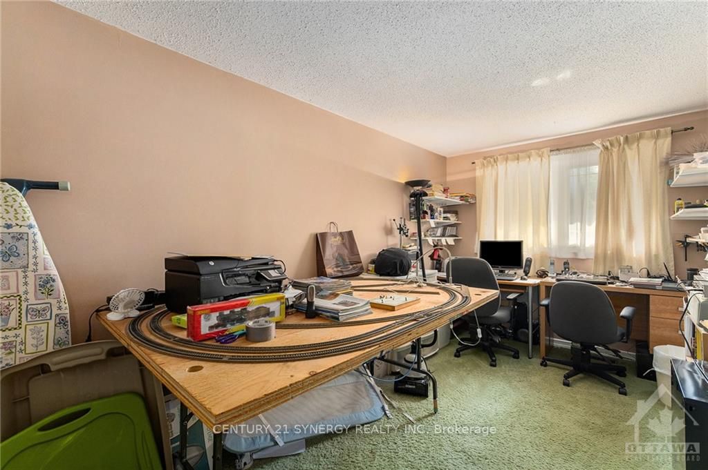 Photo 20 of 39 Rickey Place, Ottawa, Kanata - Glencairn/Hazeldean — HOMEH