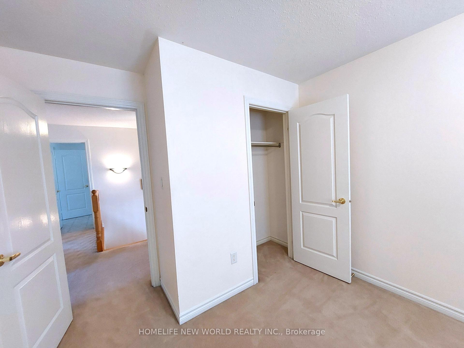 Photo 15 of 223 Bilbrough Street, Aurora, Bayview Northeast — HOMEH