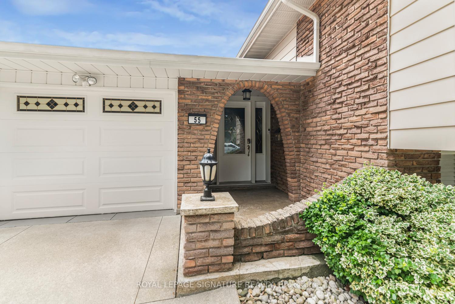 Photo 3 of 55 Hanover Place, Hamilton, Vincent — HOMEH