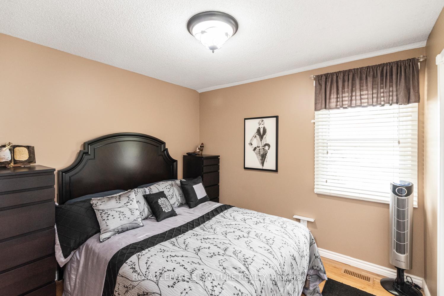 Photo 22 of 55 Hanover Place, Hamilton, Vincent — HOMEH