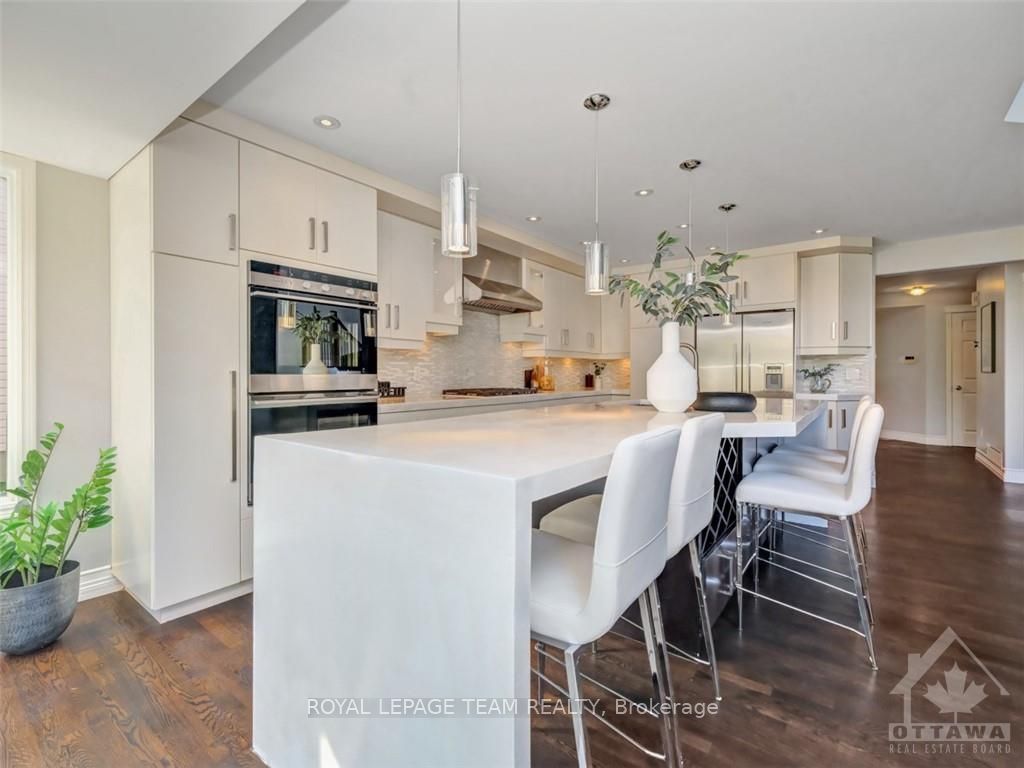 Photo 7 of 22 Evanshen Crescent, Ottawa, Kanata - Kanata Lakes/Heritage Hills — HOMEH