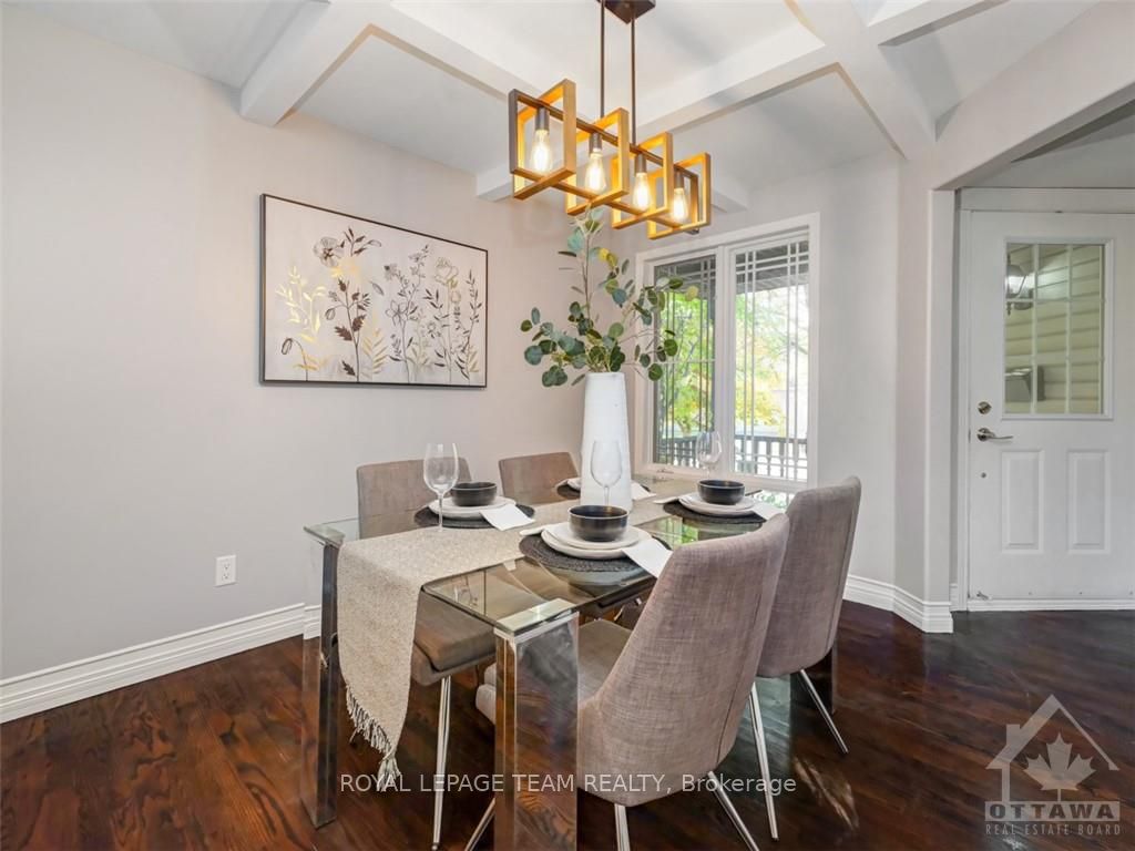 Photo 8 of 22 Evanshen Crescent, Ottawa, Kanata - Kanata Lakes/Heritage Hills — HOMEH