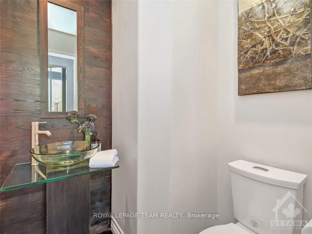 Photo 10 of 22 Evanshen Crescent, Ottawa, Kanata - Kanata Lakes/Heritage Hills — HOMEH