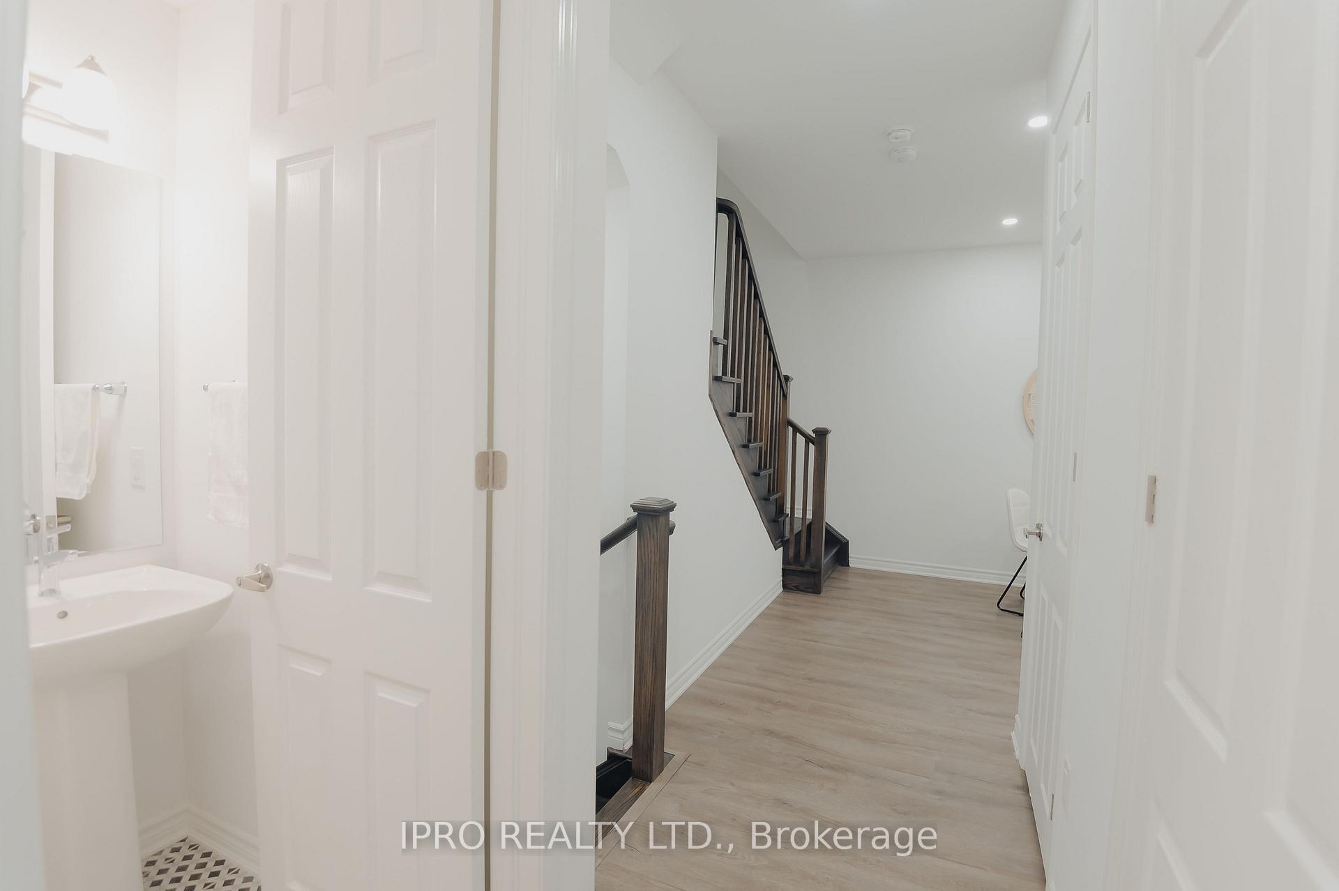 Photo 7 of 1893 Thames Circle, Milton, Bowes — HOMEH