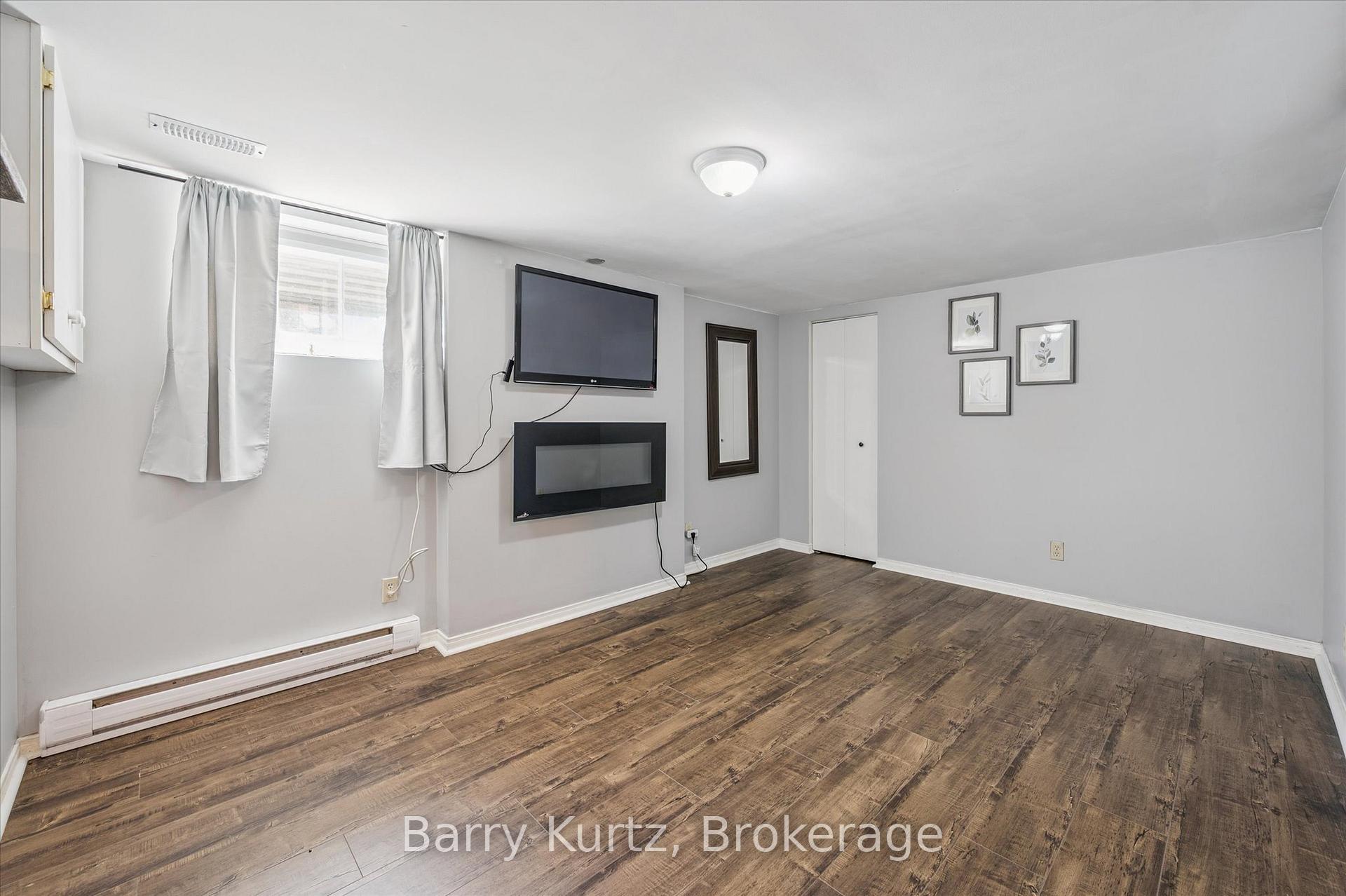 Photo 25 of 135 Division Street, Guelph, Exhibition Park — HOMEH