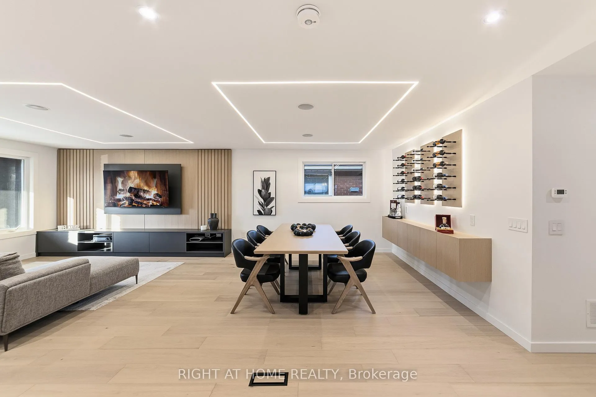 Photo 10 of 146 Kenora Avenue, Hamilton, Kentley — HOMEH