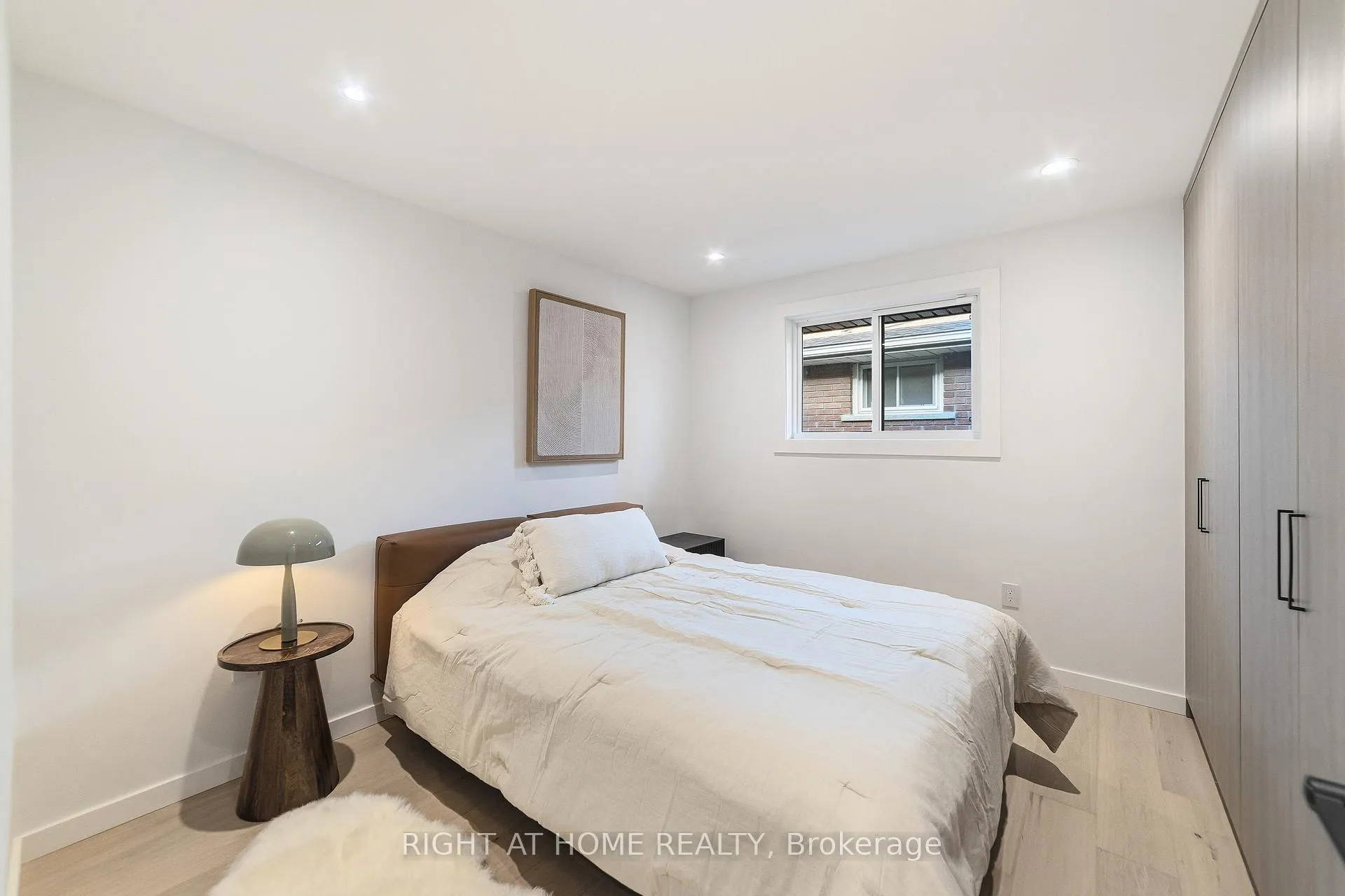 Photo 19 of 146 Kenora Avenue, Hamilton, Kentley — HOMEH