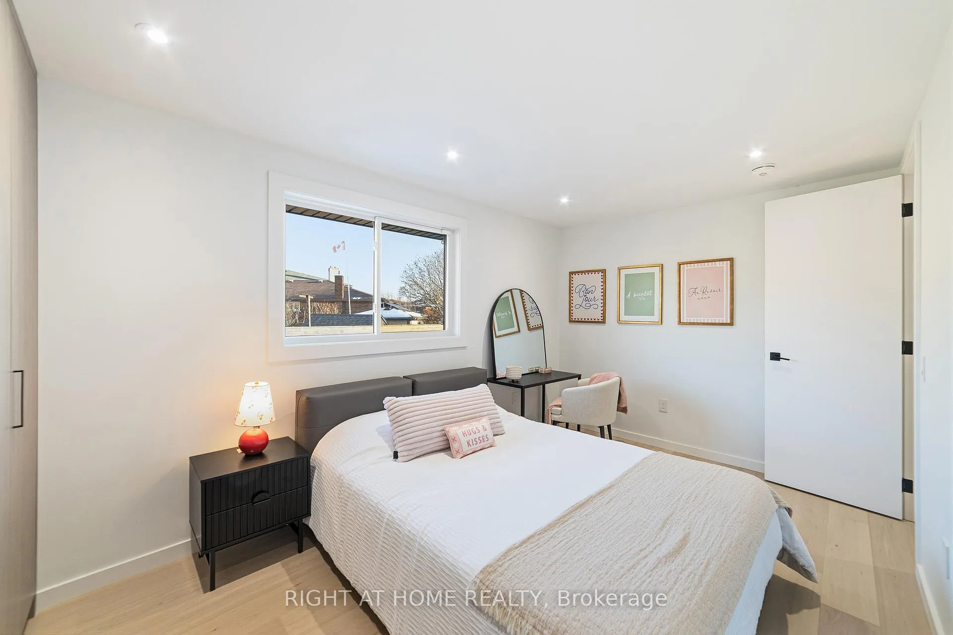 Photo 21 of 146 Kenora Avenue, Hamilton, Kentley — HOMEH
