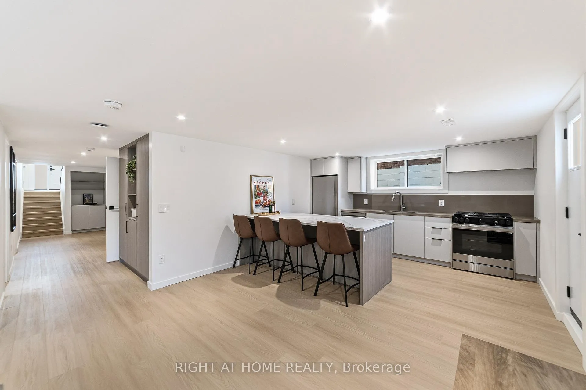 Photo 31 of 146 Kenora Avenue, Hamilton, Kentley — HOMEH