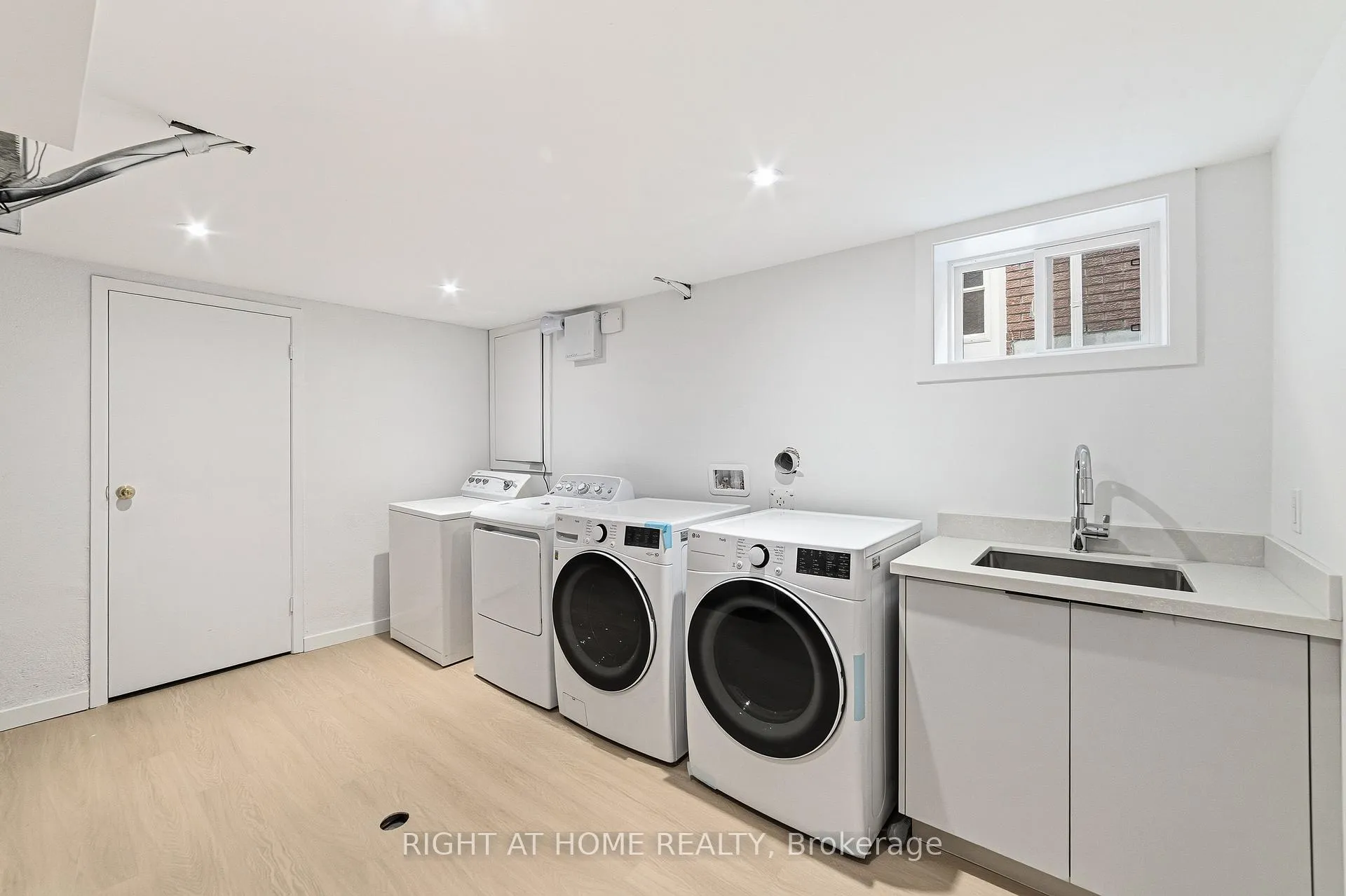 Photo 39 of 146 Kenora Avenue, Hamilton, Kentley — HOMEH