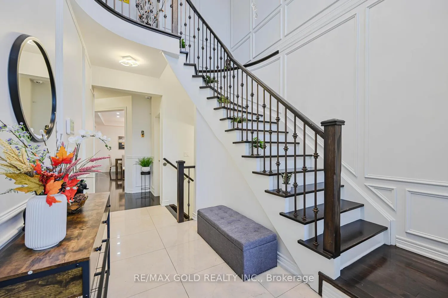 Photo 4 of 21 Parity Road, Brampton, Credit Valley — HOMEH