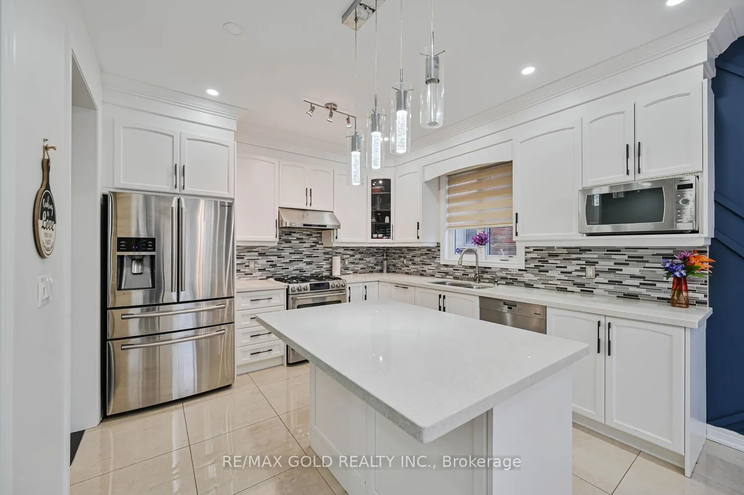 Photo 8 of 21 Parity Road, Brampton, Credit Valley — HOMEH